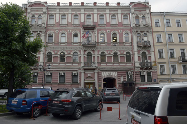 Nga yêu cầu đóng cửa Lãnh sự quán Mỹ tại thành phố Saint Petersburg.                      Ảnh: AFP