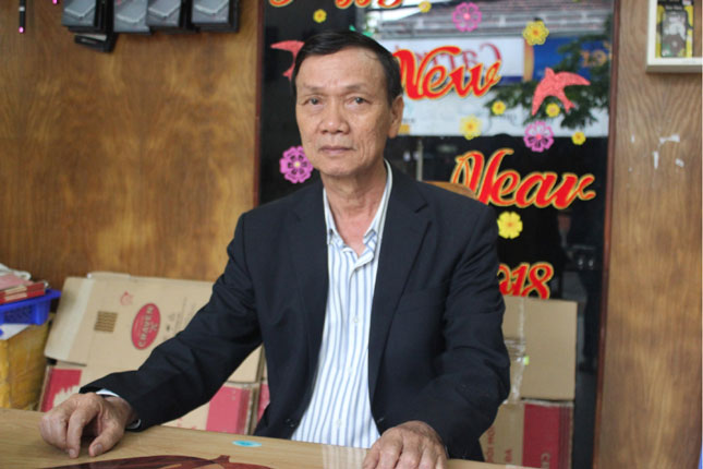 Hơn 30 năm gắn bó với phong trào HTX, ông Trần Bá Tượng, Chủ tịch HĐQT HTX Mây tre An Khê (quận Thanh Khê) luôn phát huy phẩm chất kiên trung của người lính Cụ Hồ trong phát triển kinh tế, tạo công ăn việc làm cho người lao động.