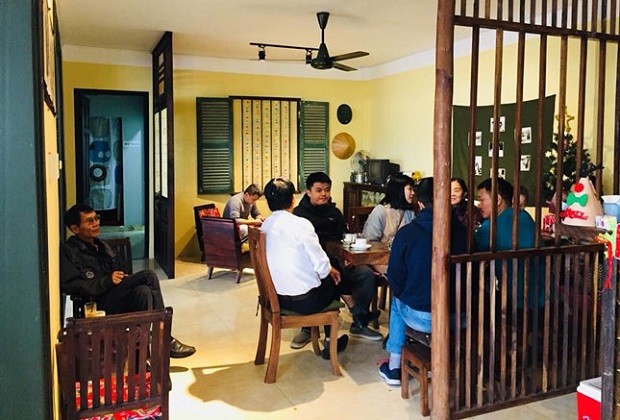 Visitors at the café