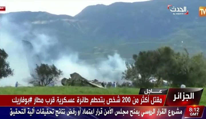 Chiếc phi cơ quân sự chở hơn 100 binh sĩ rơi tại khu vực gần thủ đô Algeria
