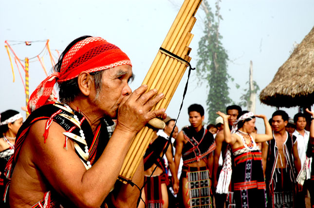 Già làng Cơ tu ở Tây Giang, Quảng Nam.