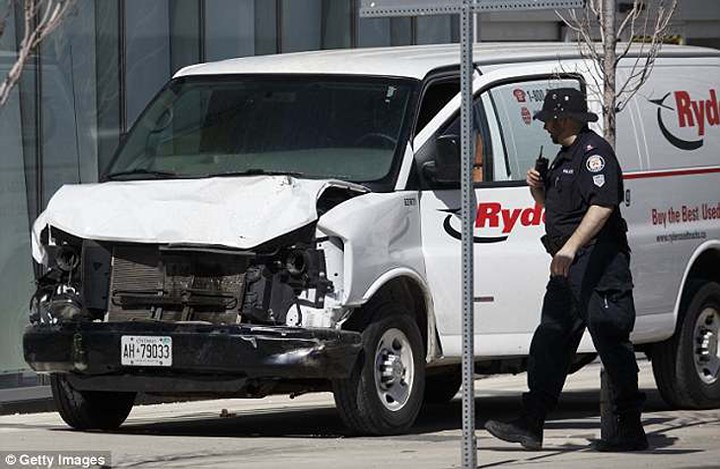 Chiếc xe được nghi phạm sử dụng làm phương tiện gây án. Ảnh: Getty.