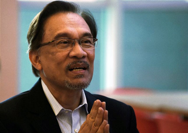 Vua Malaysia ân xá cựu Phó Thủ tướng Anwar Ibrahim