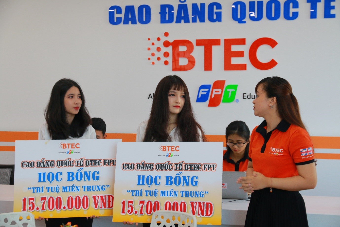BTEC FPT trao học bổng 
