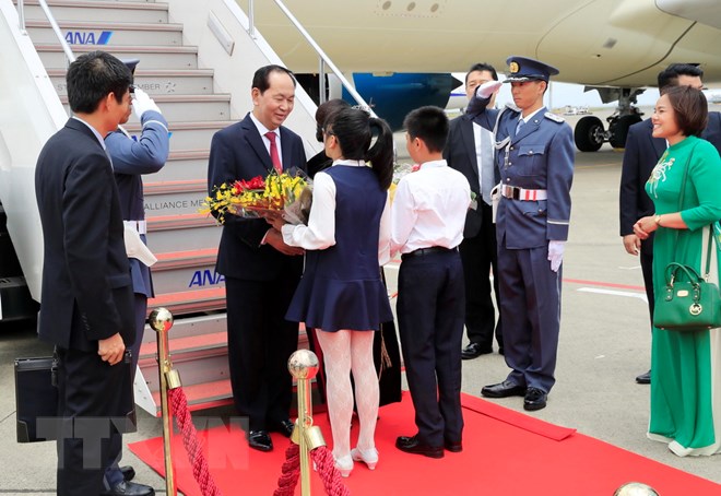 Chủ tịch nước và Phu nhân bắt đầu thăm cấp Nhà nước tới Nhật Bản