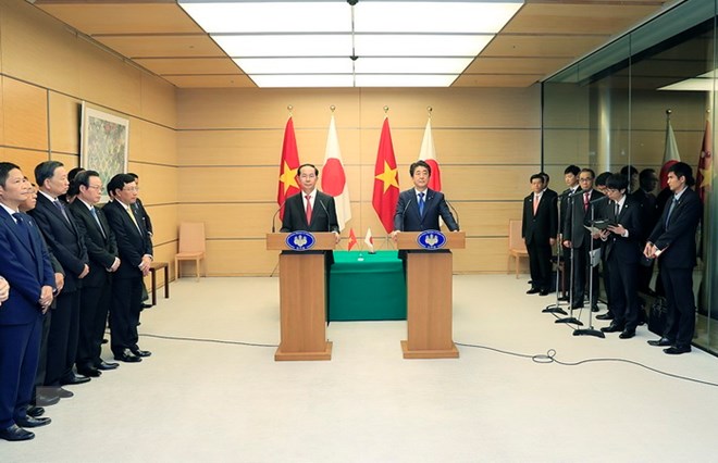 Chủ tịch nước Trần Đại Quang và Thủ tướng Nhật Bản Shinzo họp báo