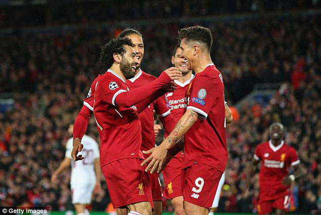 Với ưu thế ở lượt đi, Salah (trái) cùng các cầu thủ Liverpool tràn đầy cơ hội có được kết quả thuận lợi tại Olympiaco để giành quyền vào chung kết UEFA Champions League  2017-2018.                               		   Ảnh: Getty  Images