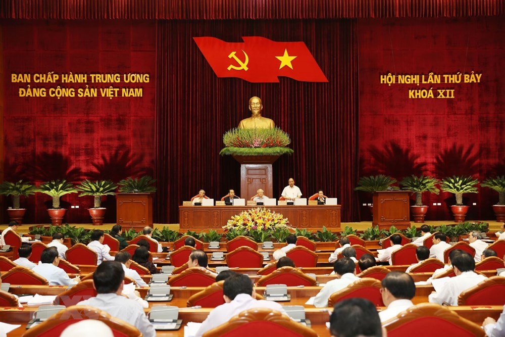 Ủy viên Bộ Chính trị, Thủ tướng Chính phủ Nguyễn Xuân Phúc điều hành phiên thảo luận. (Ảnh: Trí Dũng/TTXVN) 