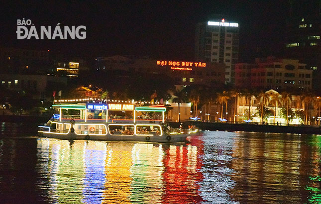 Hoạt động du lịch đường thủy nội địa ở Đà Nẵng giàu tiềm năng, nhưng đến nay khai thác chưa hiệu quả. 