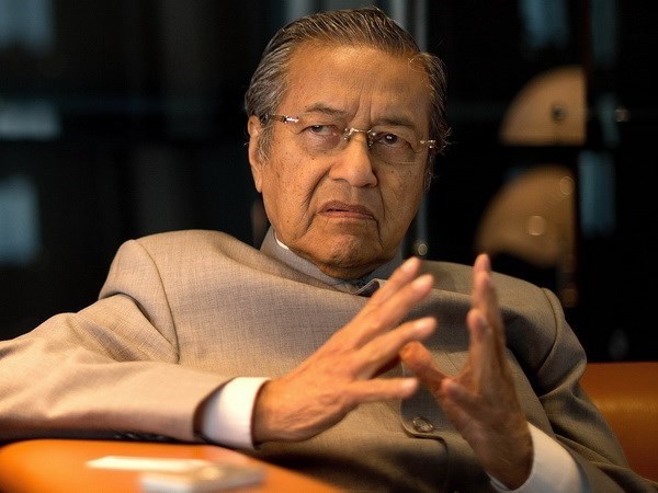 Opposition alliance led by former Prime Minister Mahathir Mohamad wins general election (Source: businesstimes.com.sg) 