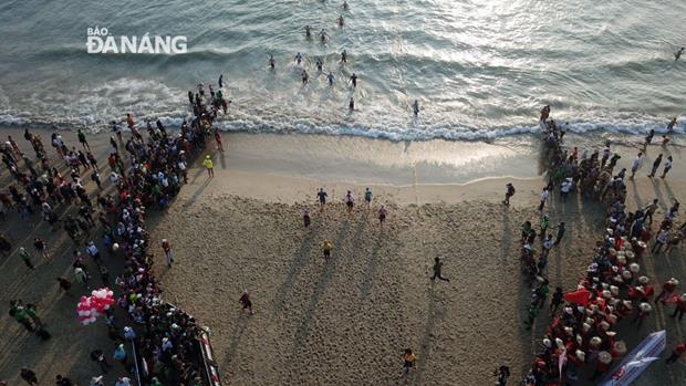 Athletes competing in the 1.9km swim.