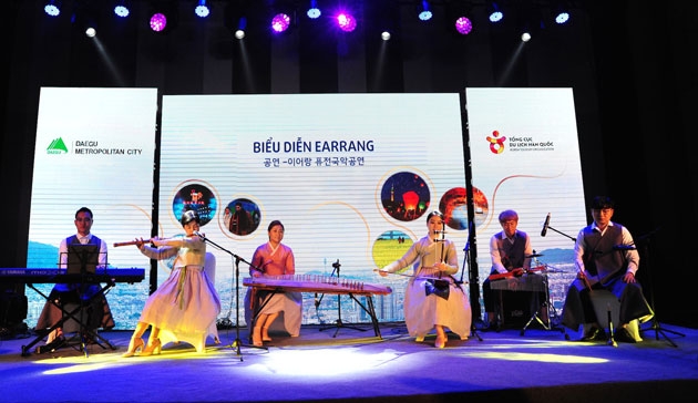 A traditional Korean musical performance at the seminar (Photo: NDO)