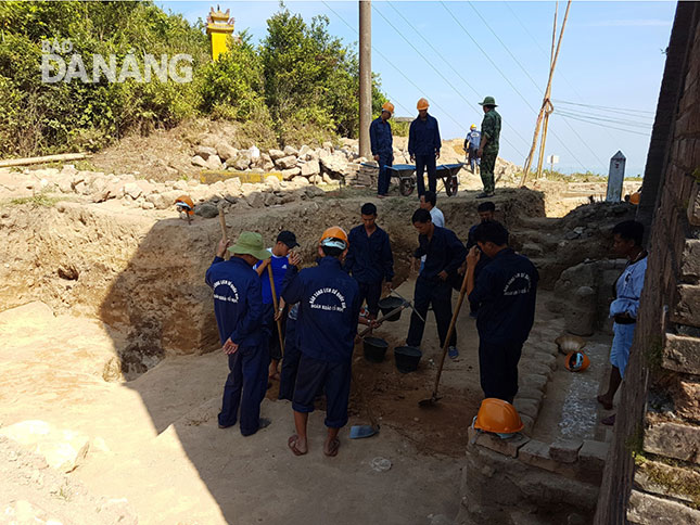  The excavation getting underway at the Hai Van Gate