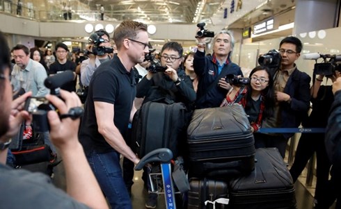 Phóng viên các hãng truyền thông nước ngoài tới Triều Tiên. Ảnh: South China Morning Post