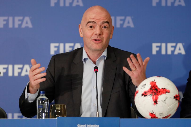 FIFA cảnh báo nạn phân biệt chủng tộc