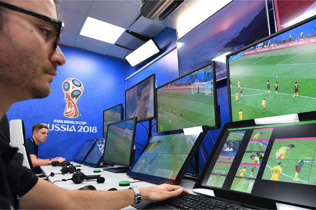 VAR giúp World Cup tốt hơn nhưng chưa linh hoạt