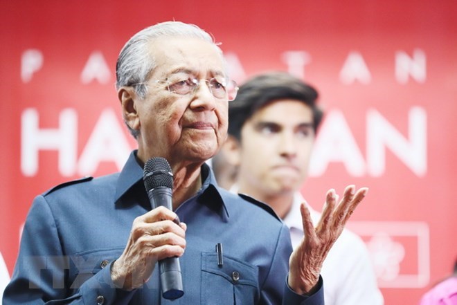  Malaysia scraps major projects  VNA Thursday, May 31, 2018 - 21:36:00 Print Malaysian Prime Minister Mahathir Mohamad  (Source: VNA)