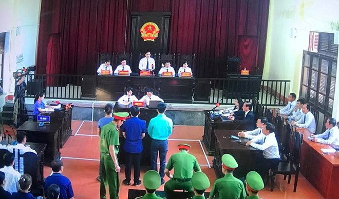 Toàn cảnh phiên tòa trong phiên xét xử ngày 5-6. Ảnh: PV/Vietnam+
