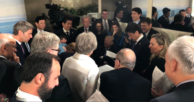 Bức ảnh chụp các nhà lãnh đạo G7 theo phiên bản Mỹ (Ảnh: BBC)