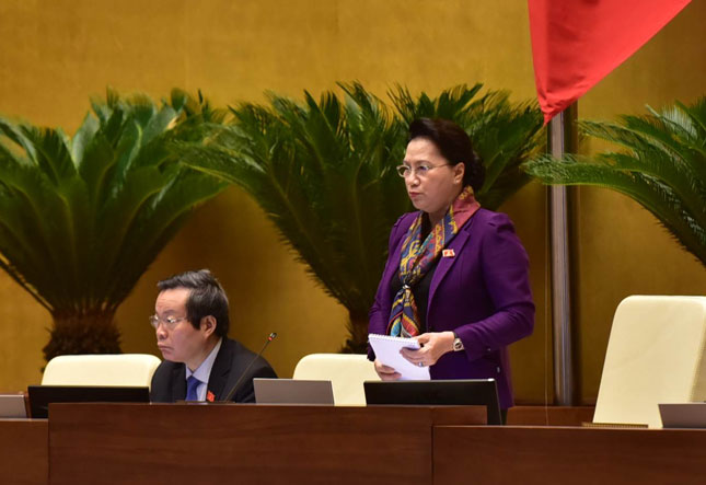 Chủ tịch Quốc hội Nguyễn Thị Kim Ngân phát biểu tại phiên họp. Ảnh: VGP