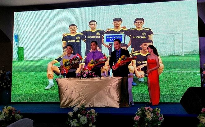 Representatives from the 3 real estate businesses at the signing ceremony (Photo: http://tinnhanhchungkhoan.vn)