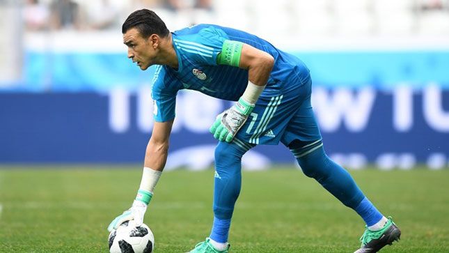 Thủ môn Essam Elahadary trở thành cầu thủ lớn tuổi nhất được thi đấu tại một kỳ World Cup. Ảnh: FIFA