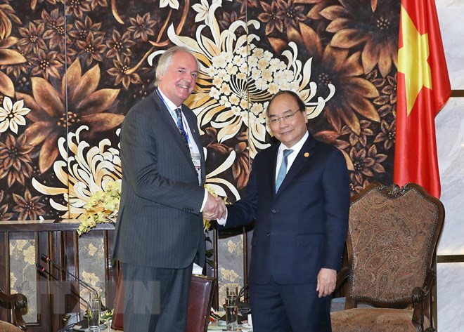 Thủ tướng Nguyễn Xuân Phúc tiếp Chủ tịch Tập đoàn Unilever Paul Polman. (Ảnh: Thống Nhất/TTXVN)