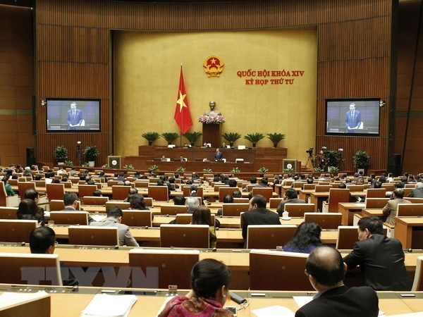 A view of the fourth session of the 14th National Assembly in late 2017. The Law on Public Debt Management was among the laws adopted at this fourth session (Photo: VNA)