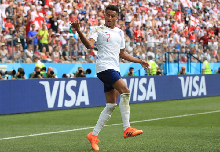 Ở trận đấu ở vòng bảng với Panama, Jesse Lingard nhận bóng từ Sterling trước vòng cấm, tiền vệ này cứa lòng hiểm hóc đánh bại thủ thành đối phương nâng tỉ số lên 3-0. Trận này Anh thắng Panama với tỉ số 6-1.