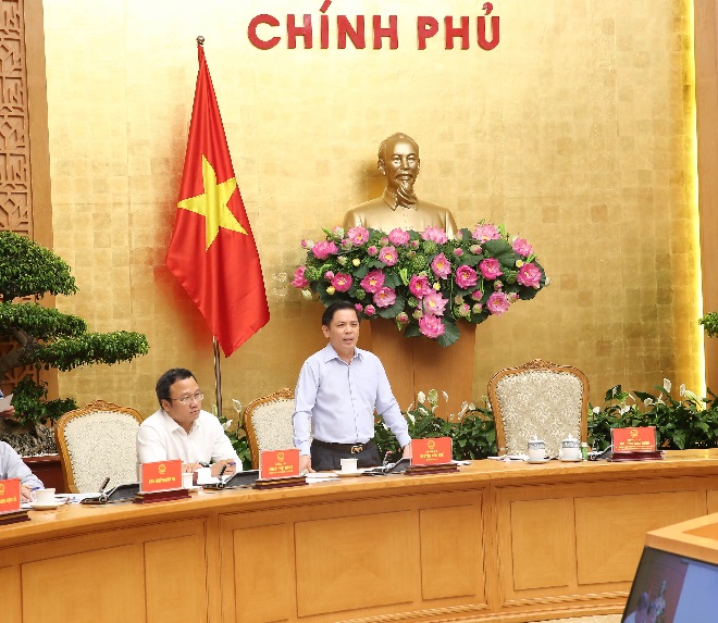 Bộ trưởng Bộ GTVT Nguyễn Văn Thể yêu cầu ngành đường sắt kiểm điểm lại. Ảnh: VGP/Lê Sơn