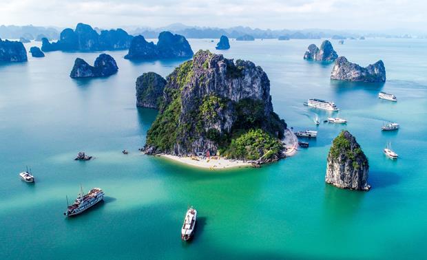 A corner of the Ha Long Bay