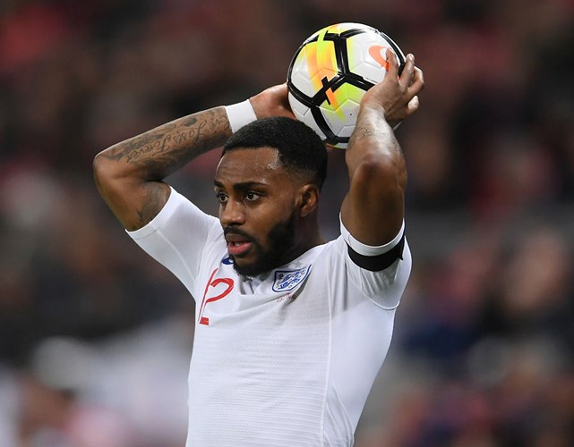 Tiền vệ: Danny Rose