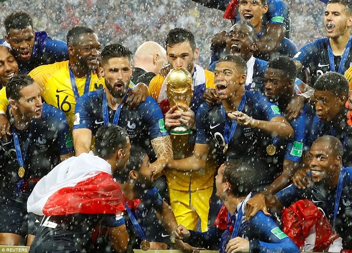   Pháp xứng đáng đăng quang tại World Cup năm nay khi Gà Trống vượt qua hàng loạt các tên tuổi như Argentina, Uruguay, Bỉ và Croatia.