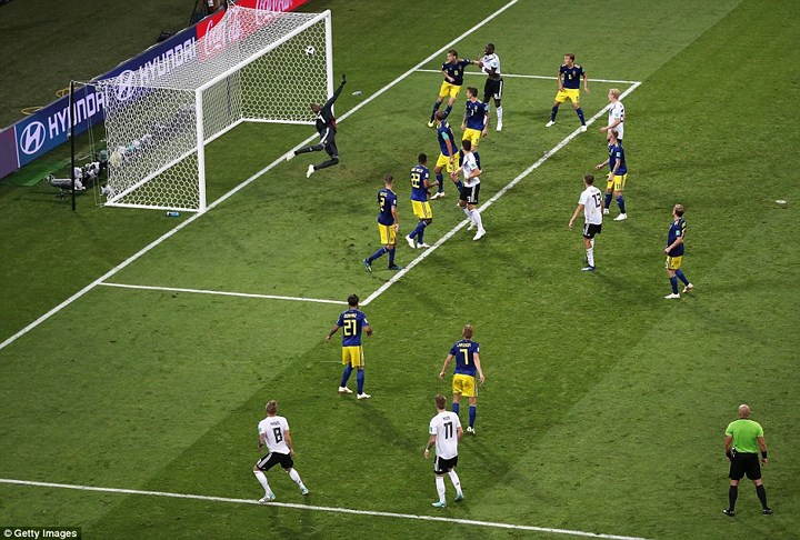 Bàn thắng ở phút bù giờ của Toni Kroos trong trận đấu với Thụy Điển là một trong số những khoảnh khắc để lại nhiều cảm xúc nhất vòng bảng World Cup 2018.