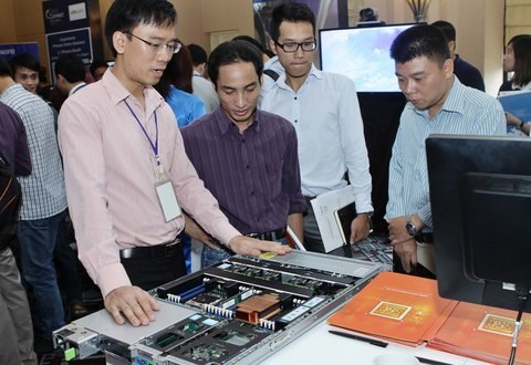 The cloud computing market in Vietnam will see a boom in the next two or three years and become an important factor for the development of the Fourth Industrial Revolution in the country. (Photo: VNA)