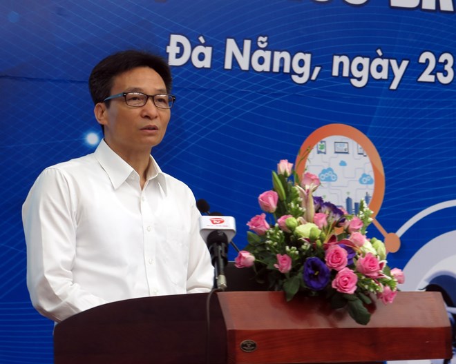 Deputy Prime Minister Vu Duc Dam speaks at the workshop in Da Nang on July 23 (Photo: VNA)