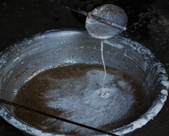 Rice flour mixed with sesames is the main ingredient for making rice paper