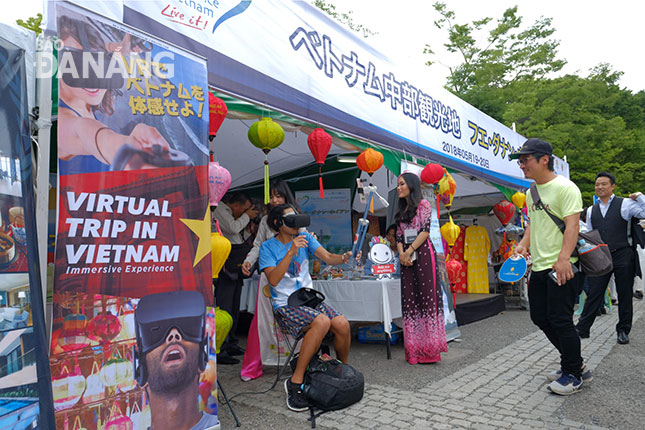 A stand to advertise the city’s tourism products in Japan