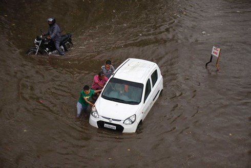 Trận lụt lớn tại 7 bang ở Ấn Độ đã gây thiệt hại nghiêm trọng về người và tài sản.