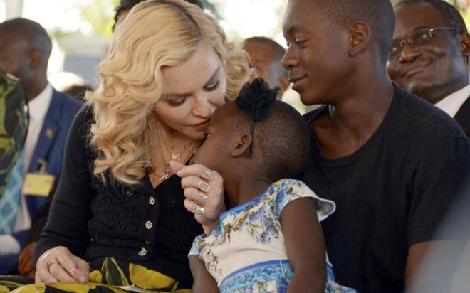 Madonna gây quỹ vì trẻ em Malawi