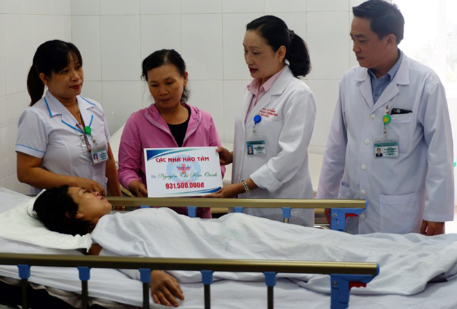 Trao gần 2,5 tỷ đồng cho 4 nạn nhân trong tai nạn thảm khốc ở Quảng Nam