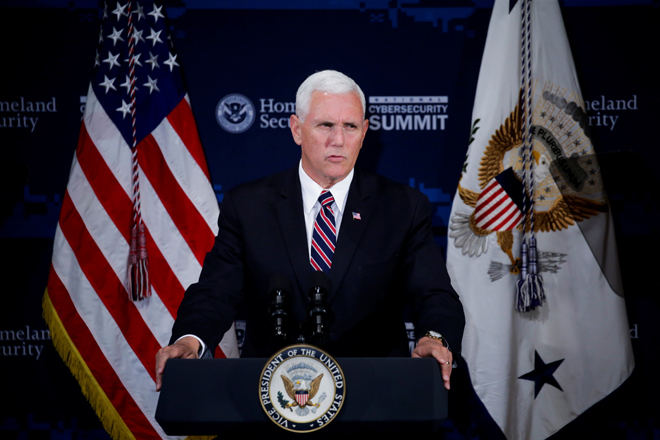 Phó Tổng thống Mỹ Mike Pence phát biểu về kế hoạch thành lập Lực lượng không gian độc lập. Ảnh: Reuters