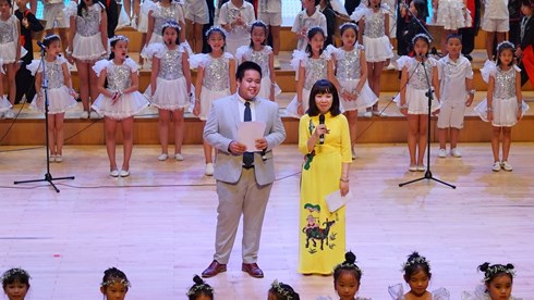 Đỗ Nhật Nam tiếp tục khởi xướng đêm diễn từ thiện Hát cùng những niềm vui.