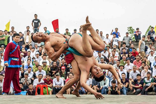 Kinh Bac traditional wrestling festival