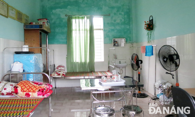 Nhà tạm lánh tại Trạm y tế phường Hòa Minh (quận Liên Chiểu) với đầy đủ tiện nghi giúp nạn nhân bị bạo hành có nơi “lánh nạn” chờ qua cơn sóng gió. Ảnh: T.T