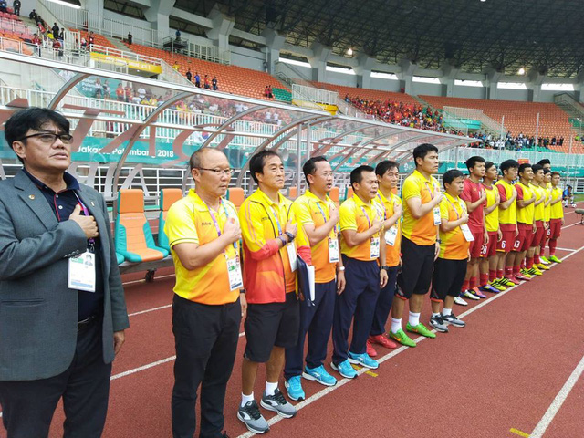 Ban huấn luyện viên đội tuyển Olympic Việt Nam