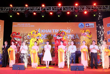 The opening ceremony of the Son Tra Night Market