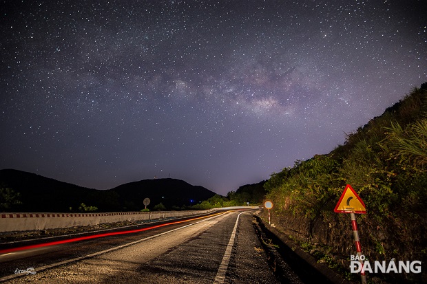 In Da Nang, the Hai Van Pass is an ideal place to look at the galaxy at night, when it is clear without clouds and moon.