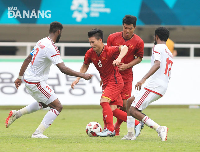 Tại AFF Cup 2018, chắc chắn các tuyển thủ Việt Nam sẽ phải đối mặt với những thử thách không nhỏ từ các đối thủ.  Ảnh: ĐỨC CƯỜNG