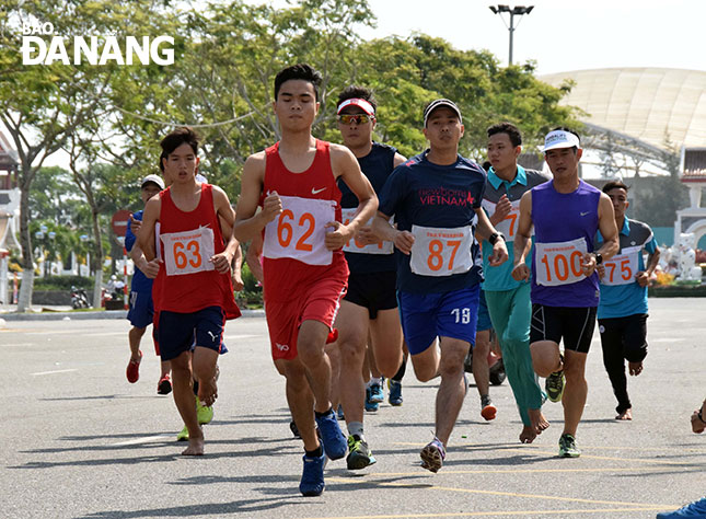 Giải Việt dã Đại hội TDTT thành phố lần thứ 8 (2018) thu hút sự tham gia của nhiều VĐV xuất sắc trong môn chạy bộ của thành phố Đà Nẵng.Ảnh: ANH VŨ